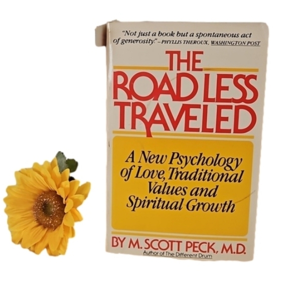 The Road Less Traveled by M.Scott Peck,MD.Psychology/Religion Home Accents books - Picture 1 of 8